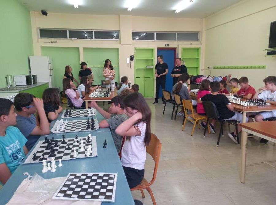 Σκάκι στα σχολεία συνεργασία με συλλόγους γονέων και κηδεμόνων<br />

